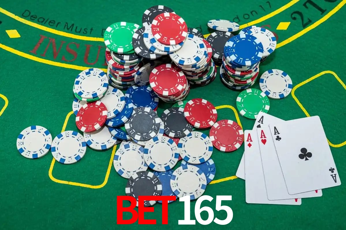 Apostas de Futebol BET165